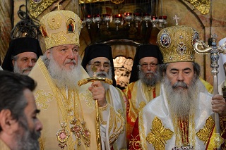 Patriarch Theophilos Reaffirms Commitment to Church Unity in Birthday Greeting to Patriarch Kirill