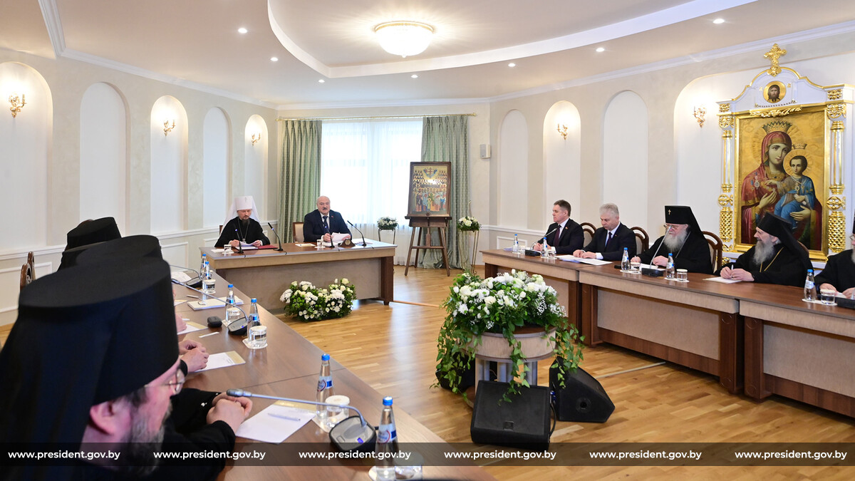 Belarusian President Emphasizes Cooperation with Orthodox Church Amidst Global Challenges