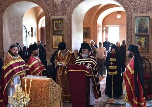 A Prayer Service for the Epidemic is held by the Russian Ecclesiastical Mission in Jerusalem