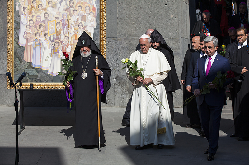 Pope Francis Visited the Tsitsernakaberd Genocide Memorial Complex
