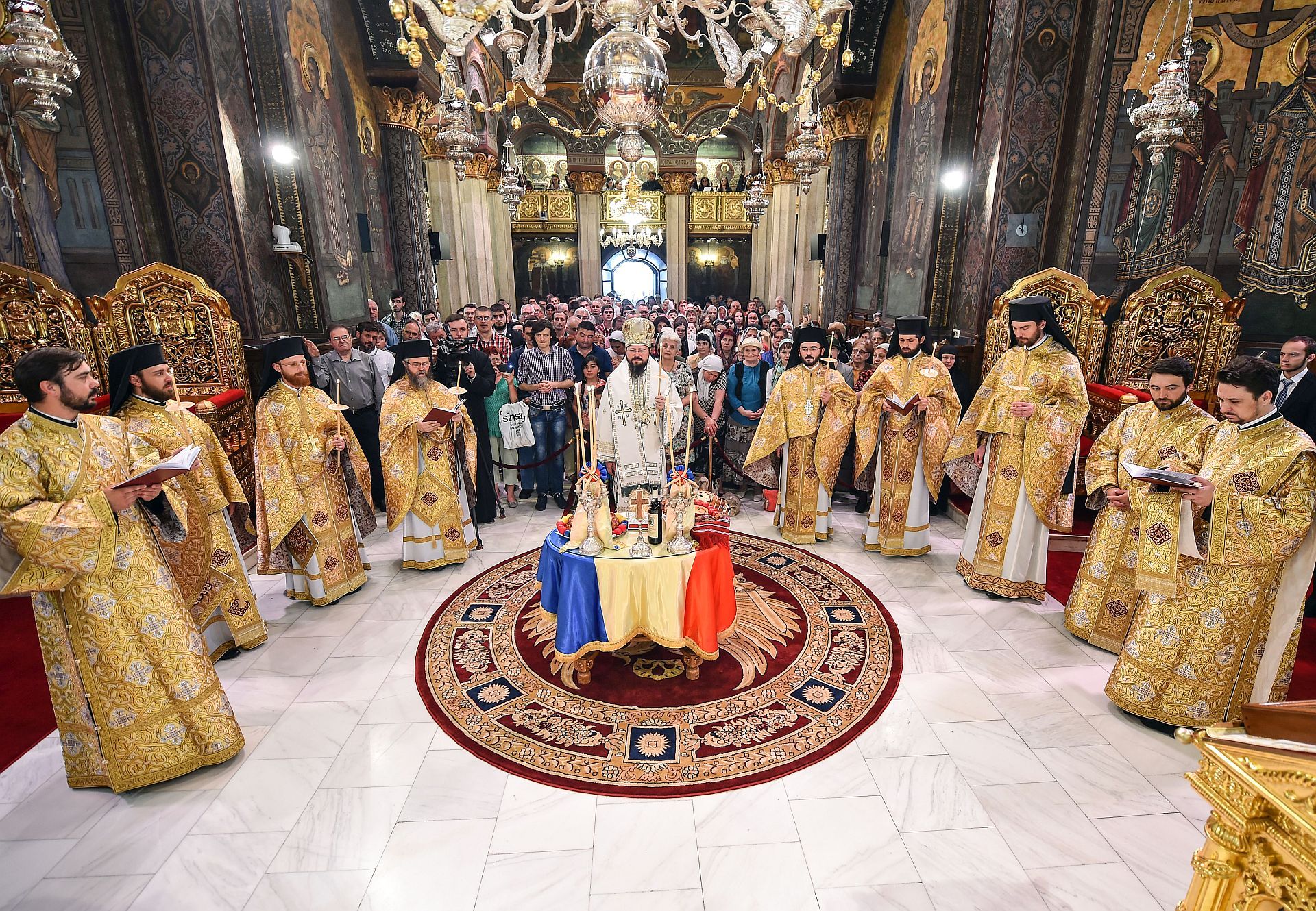 Solemn Commemoration of the Heroes of the Nation at the Patriarchal Cathedral