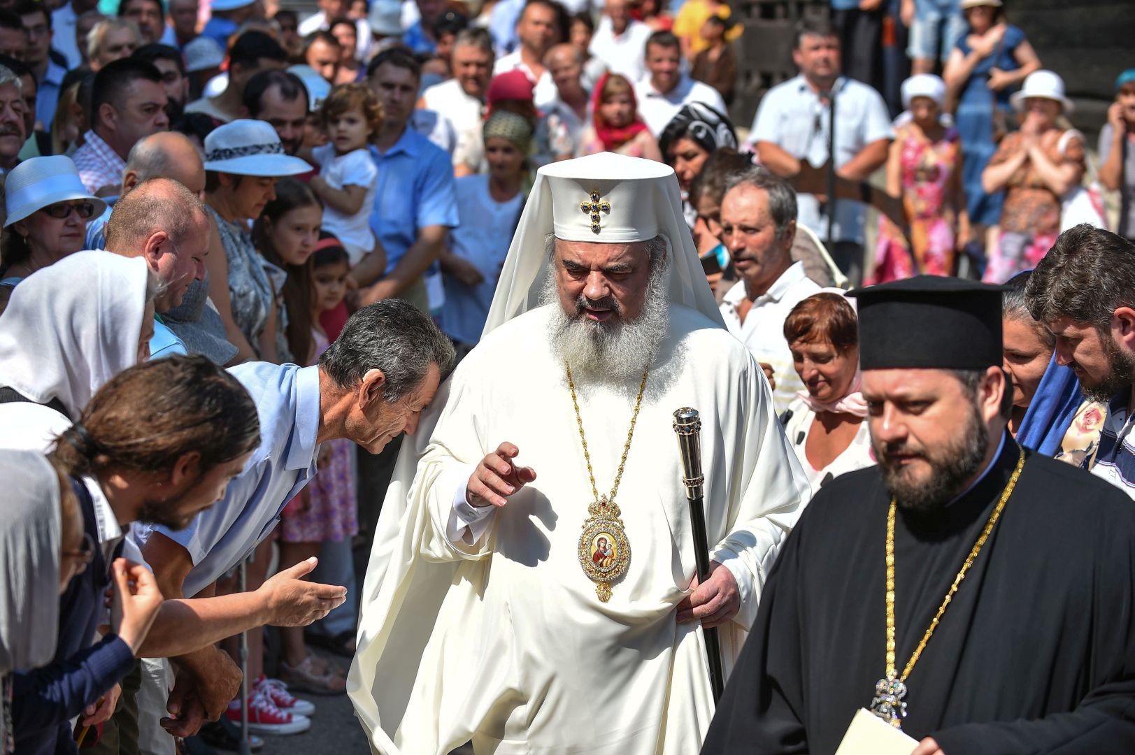 Patriarch of Romania: “Kindness of Christ liberates Humans from the Demons’ Malice”