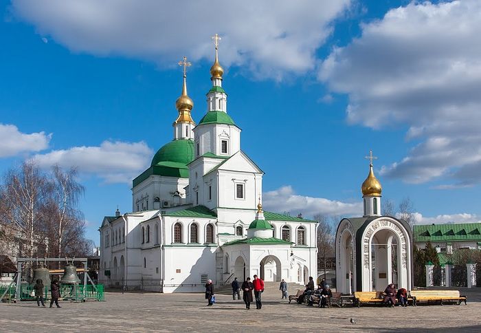 SECURITY OFFICIALS IN MOSCOW CHECK DANILOV MONASTERY AFTER BOMB THREAT