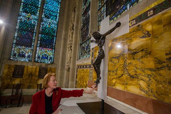 SCANDALOUS CRUCIFIX “CHRISTA” INSTALLED IN NY CATHEDRAL