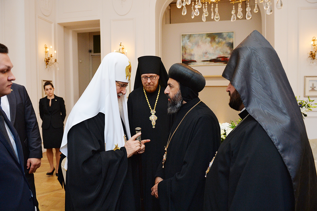 Patriarch Kirill Meets Oriental Orthodox Prelates in London