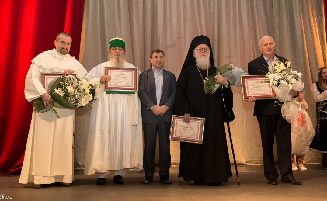 Archbishop Anastasios Honored with the Title “Honorary Citizen” of Durresi