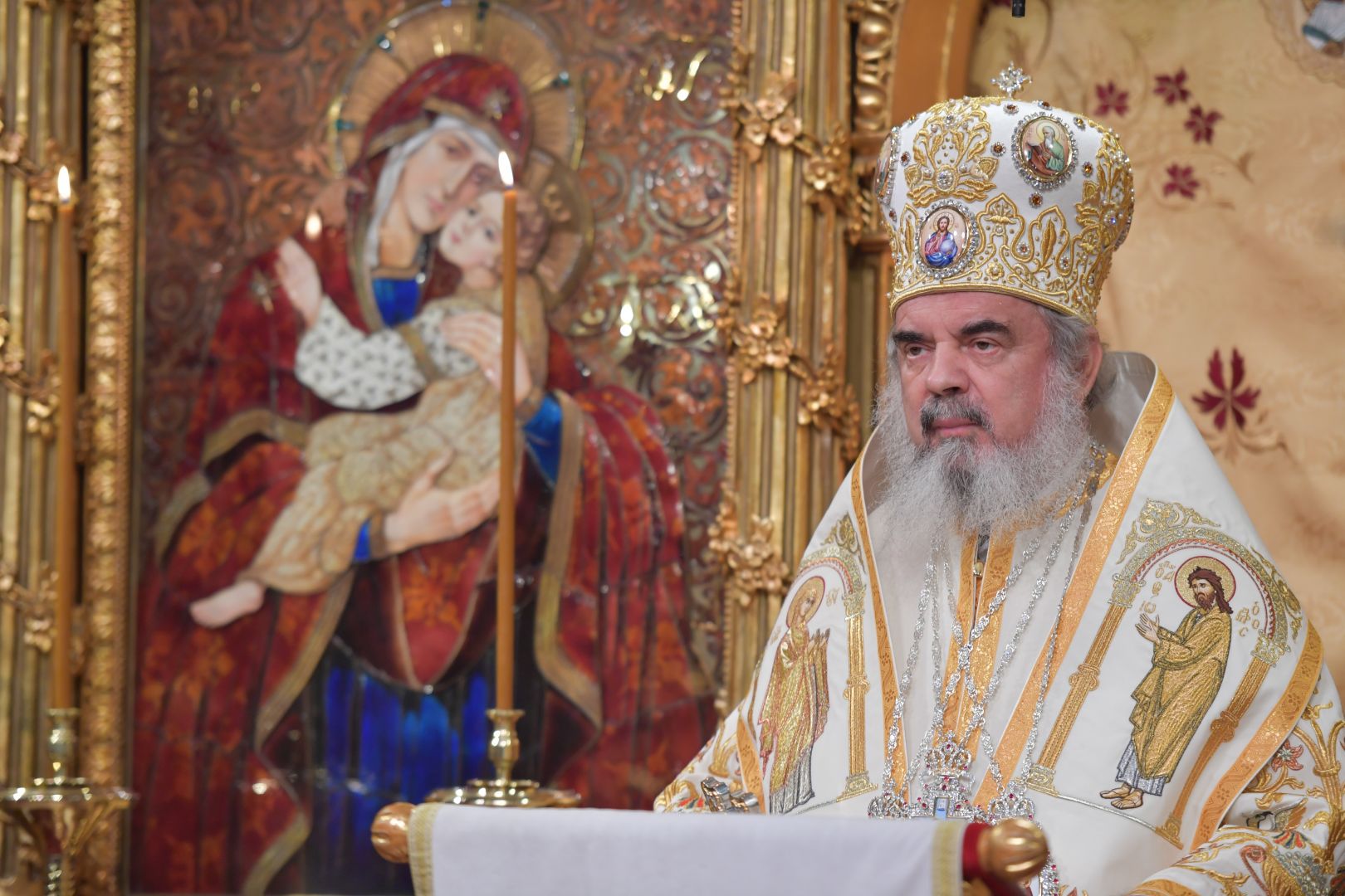 Patriarch Daniel, in Christmas sermon: Birth of Christ – God’s programme for life of the world