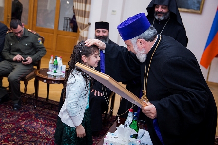 Catholicos of All Armenians Received Families of Soldiers Killed in Berd – Tavush Province