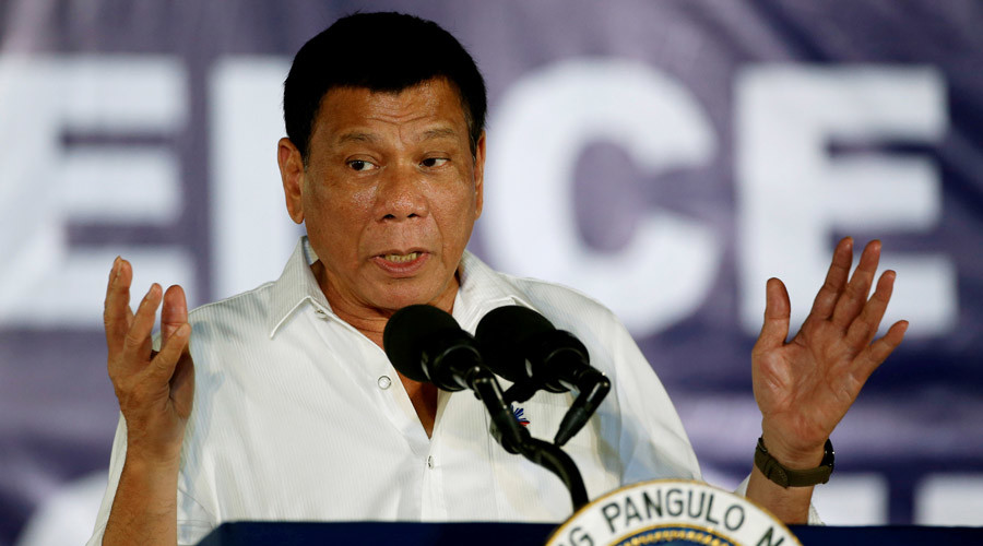 Try meth before criticizing war on drugs – Duterte tells priests the day Pope blesses Philippines