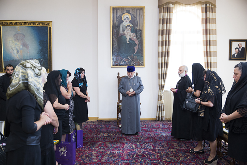 Catholicos of All Armenians Received Mothers of Soldiers Killed in the Conflict in Artsakh