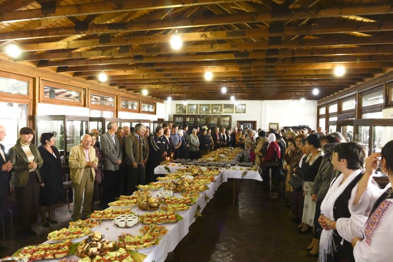 17,000+ benefit from Romanian Church’s “Table of Joy” social program in 2016