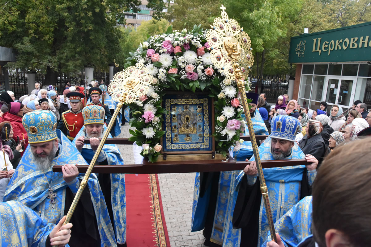 The Kursk-Root Icon of the Mother of God “of the Sign” Spends Over a Week at Orenburg’s St Nicholas Cathedral (Photo-Report)