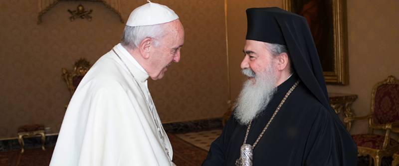 HIS BEATITUDE THE PATRIARCH OF JERUSALEM VISITS HIS HOLINESS THE POPE OF ROME