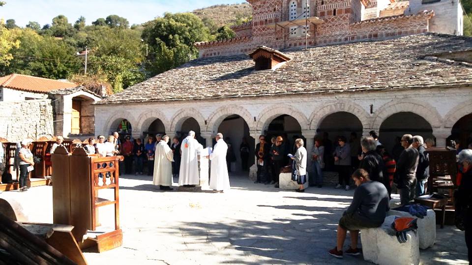 ALBANIAN MINISTRY OF CULTURE HANDS ORTHODOX CHURCH OVER FOR CATHOLIC MASS
