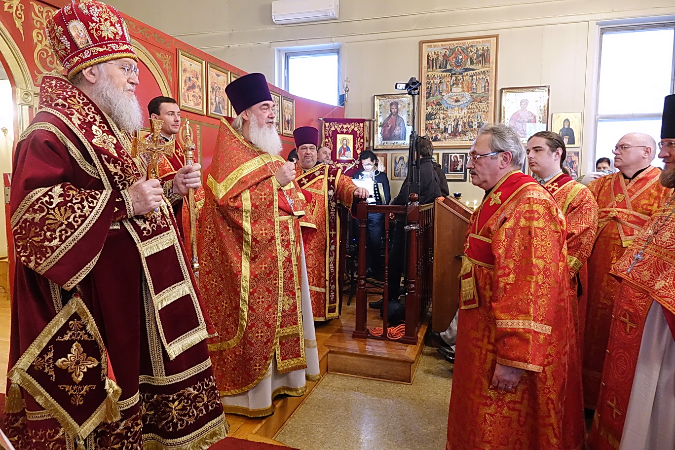 METROPOLITAN HILARION LEADS PATRONAL FEAST OF HOLY NEW MARTYRS & CONFESSORS OF RUSSIA CHURCH