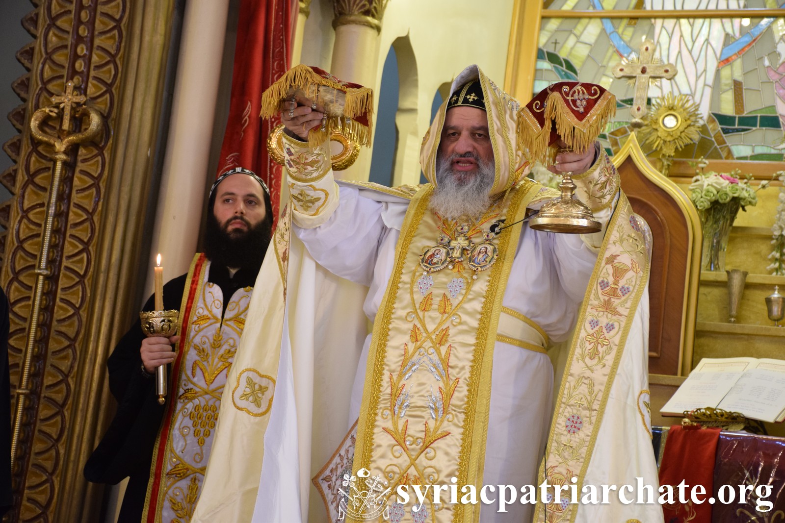 Holy Qurobo at St. Georges Church – Aleppo