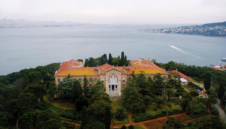TURKEY PLANNING TO OPEN ISLAMIC STUDIES CENTER ON ISLAND WHERE ORTHODOX SEMINARY REMAINS CLOSED FOR 45 YEARS