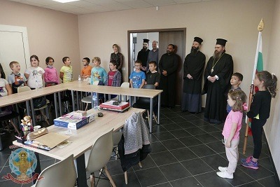 Patriarch Neophyte Donates Medical Equipment to Elin Pelin Church Rehabilitation Center