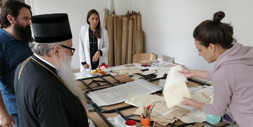 Metropolitan Hrizostom Visits the Archives of the Serbian Church