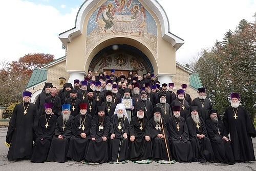 Pastoral Clergy Conference concludes with hierarchal Liturgy in Holy Trinity Monastery’s main cathedral