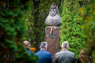 Bust of Romania’s First Patriarch Miron Cristea unveiled in Ploiești