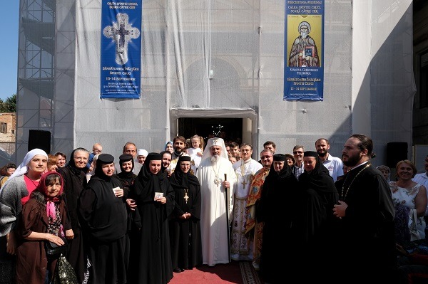 ‘God Helps Us To Transform The Cross Of Suffering Into Victory’- Patriarch Daniel