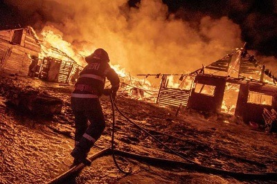 Romanian Orthodox Diocese of Covasna Donates 10 Tons of Potatoes to Roma People Affected by the Fire