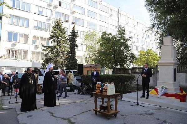 A Monument In The Memory Of The Church Of Holy Prophet Elias Was Inaugurated In The Centre of Chisinau