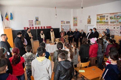 New social centre for improving living conditions for Roma children opened in Bacau