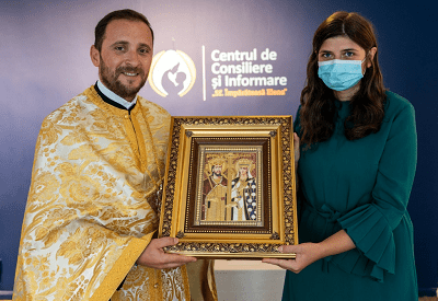 Patriarch of Romania Donates Icon and 6,000 Euros to New Crisis Pregnancy Center “Holy Empress Helen”