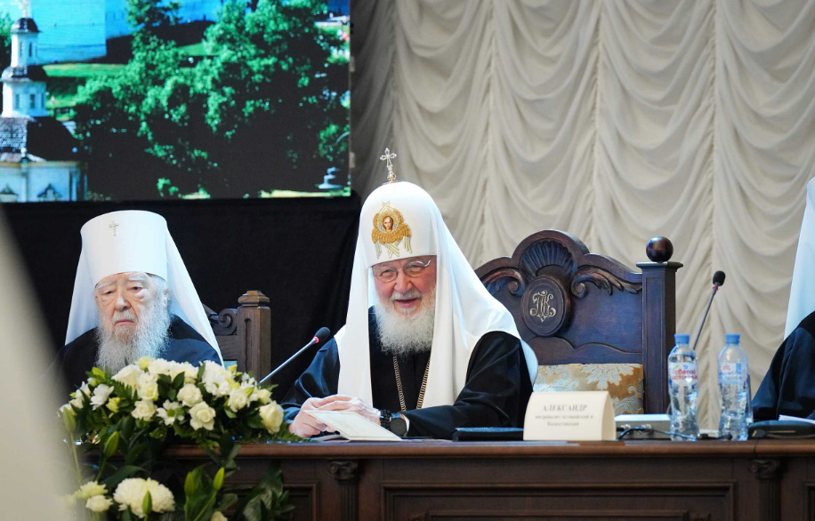 Patriarch Kirill Prays for the Quick Cessation of the Military Conflict in the Holy Land.