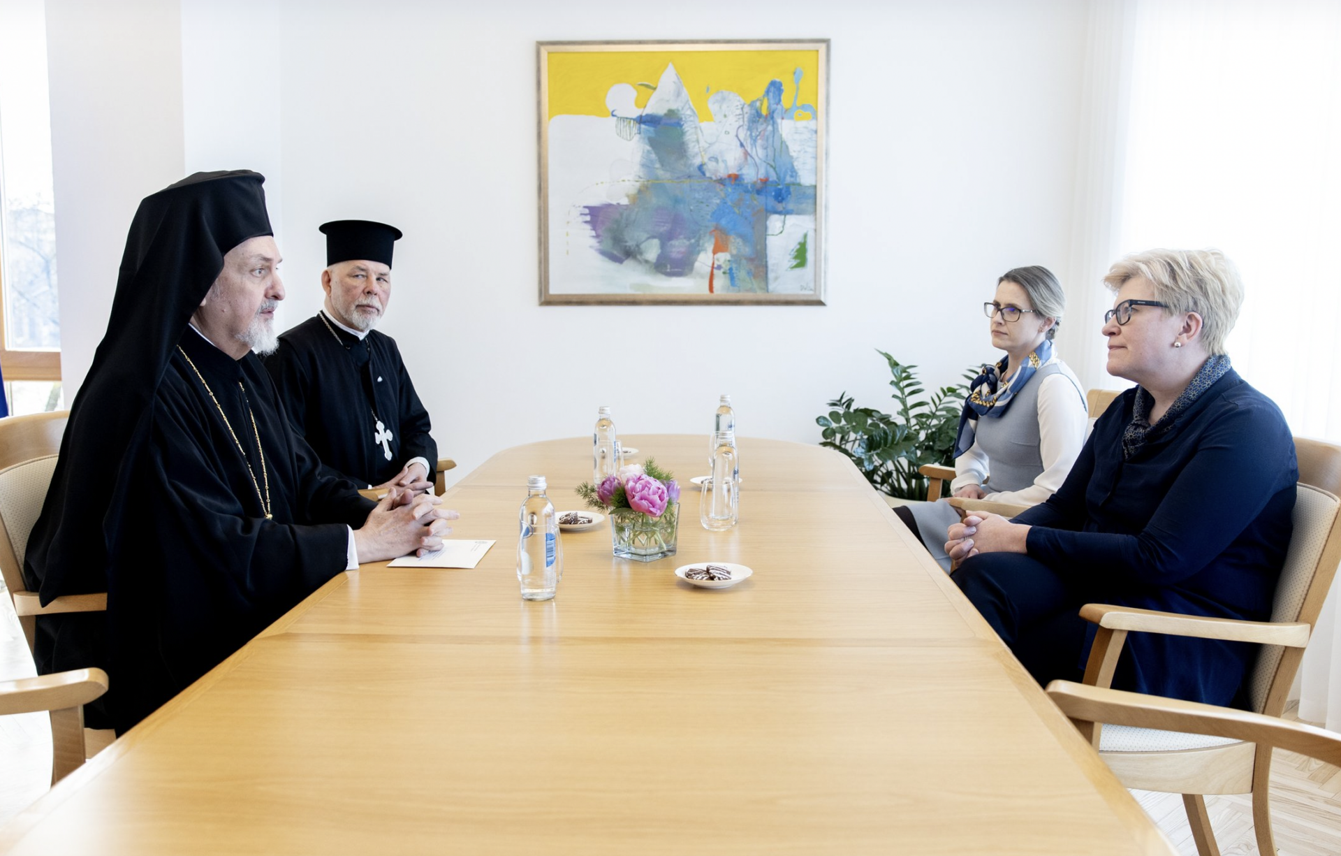 Ecumenical Patriarchate Representative Meets Lithuanian Prime Minister, Clergy