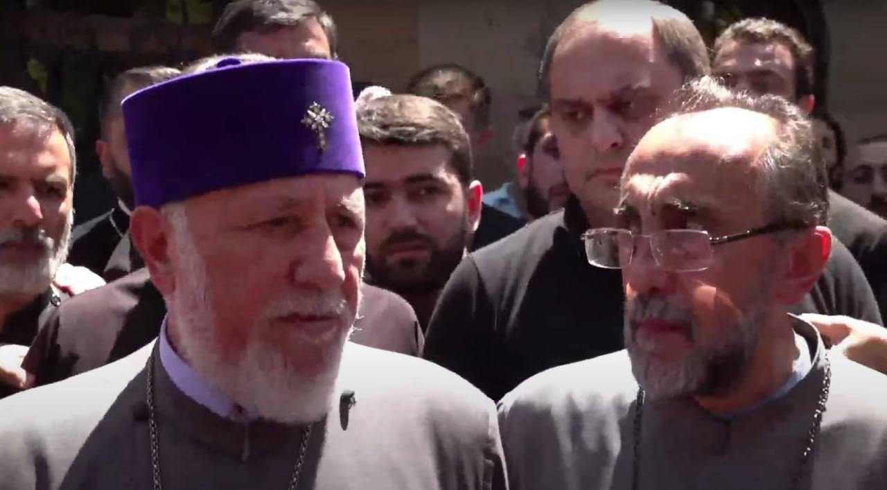 Tensions Escalate at Holy Etchmiadzin Over Arrest Attempt of Archbishop Mikael Ajapahian Tensions Escalate at Holy Etchmiadzin Over Arrest Attempt of Archbishop Mikael Ajapahian